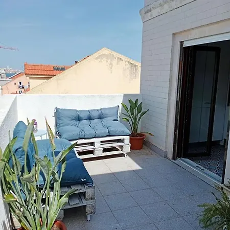 Apartment - Vista Sobre Lisboa *